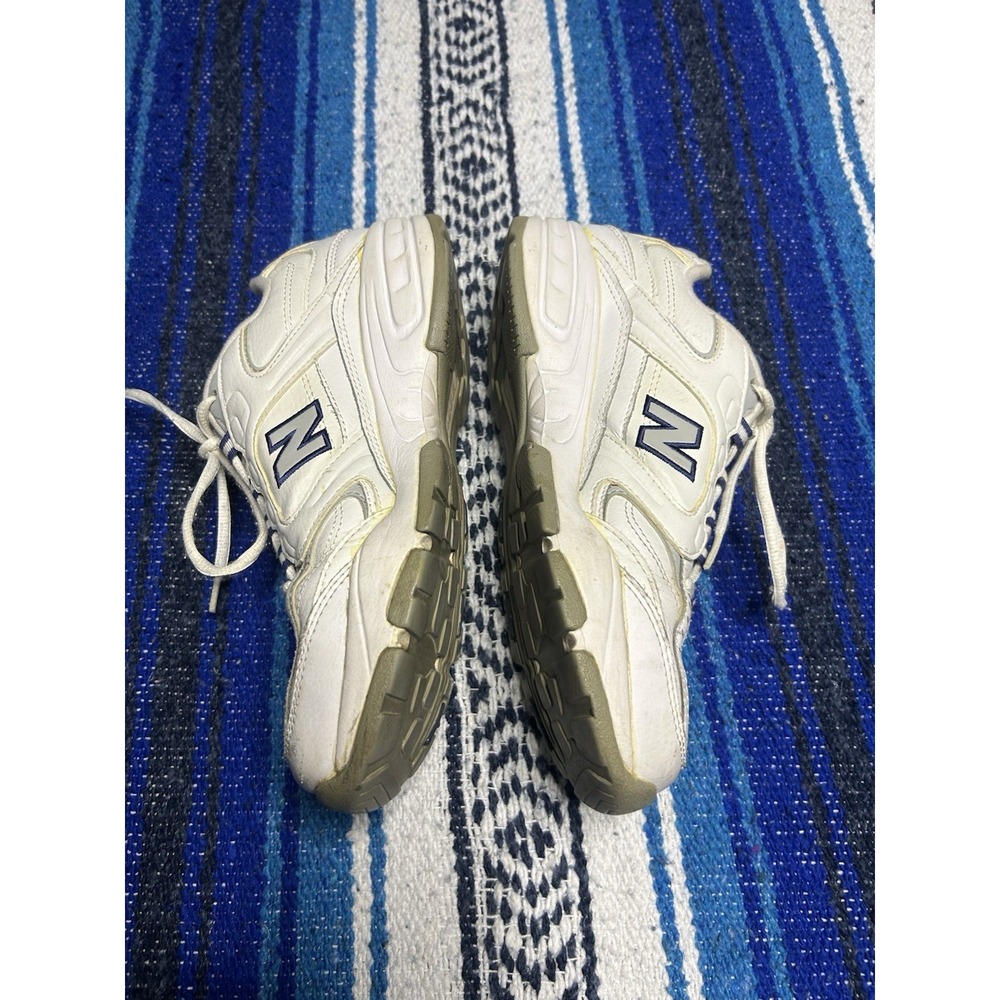 New Balance Womens 407 Sz 9.5 White Trainers Running Shoes Tennis Athletic - Picture 2 of 10